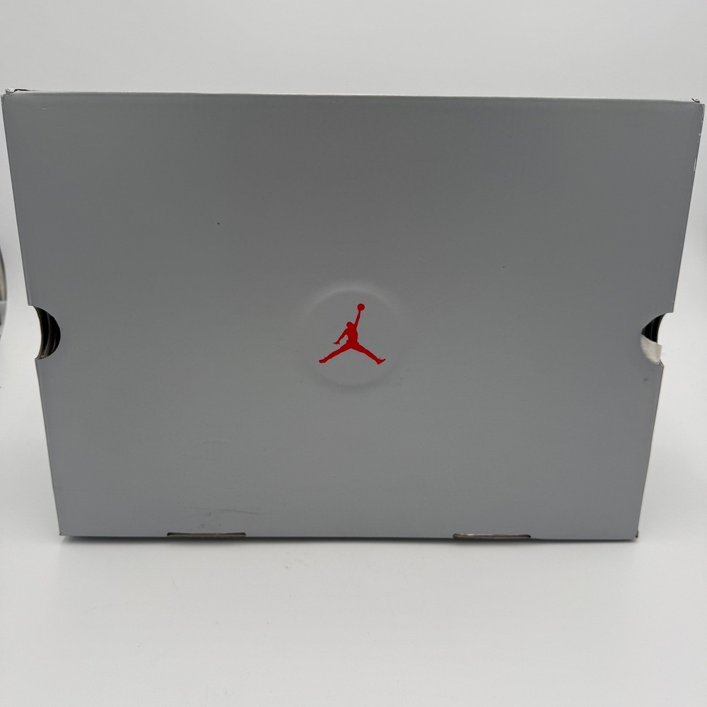 Air Jordan 13 Retro Navy University Blue Empty Shoe Box Size 11.5 IW3808-400